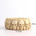Posacenere teschio dettagliato in resina, dimensioni 11,5 cm diametro e 4 cm altezza - Teschio in Rilievo Denso (8034)
