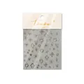 Vista detallada de pegatinas metálicas plateadas para uñas con diseños de corazones - Estilo Bronceado Plata Metálica MS987