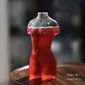 Kreatives Glas in weiblicher Torsoform für Cocktails und Wein mit 300ml Kapazität - Version ohne Strohhalm