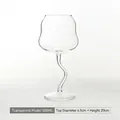 Elegante calice da vino trasparente da 500 ml con un esclusivo stelo ondulato a torsione - 500ml / Trasparente