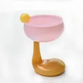 Copa creativa de postre en vidrio rosa y ámbar con base curva única y perla amarilla - Taza Pata de Pato / Amarillo+Rosa