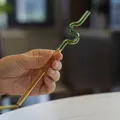 Künstlerischer gewellter Glasstrohhalm im zweifarbigen Grün-Bernstein-Design für Getränke - S型拼色(C款) / 琥珀色+绿色