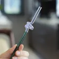 Handgefertigter kreativer gedrehter Glasstrohhalm mit künstlerischem Knotendesign in Grün und Klar - 扭曲艺术(B款) / 透明+墨绿色