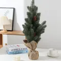 Mini albero di Natale da tavolo con aghi di pino e base in iuta, decorazione festiva. - Grande pino ad aghi