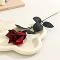 Künstliche Dunkelrote Rose Einzelner Zweig Gothic Halloween Party Deko Seidenblumen - Schwarz Rot Rose