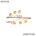 Technical detail view of a gold heart geometric armlet with 9.7cm length and 22.8g weight - Heart Pendant Style (WZ1612D) / Gold