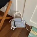 Sac à main bleu clair à pois avec bordure en dentelle, nœud et charme dalmatien - Avec Pendentif Chien Dalmatien / Bleu