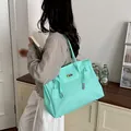 Borsa tote jelly verde menta da donna, grande capacità borsa a spalla per stile quotidiano. - Blu