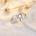 Süßes Katzen Offener Ring Detail Nahaufnahme, silberfarben verstellbarer Schmuck - Großkopf-Katze