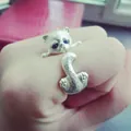 Niedlicher verstellbarer Katzen Ring aus Silber für Damen, schöner offener Tierschmuck. - Katze mit blauen Augen