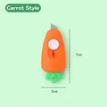 Mini taglierino creativo a forma di carota con lama in acciaio retrattile, 7x3 cm - Stile Carota (3892) / 7cm x 3cm