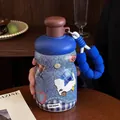 Kreative isolierte Wasserflasche im Denim-Stil mit blauer gepolsterter Schlaufe - Puff-Tassen-Stil (DD3100) / 550ml Kapazität / Denim-Blau