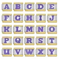 Detailansicht der lila Emaille Alphabet Anhänger für italienische Modular Link Armbänder - Buchstabe A (ICY) / Bicolor Gold und Silber Lila