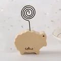 Minimalistischer hölzerner Memohalter in Schaf-Form für Fotos Notizen und Karten - Schaf