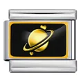 Dettaglio ravvicinato del motivo Saturno dorato e cuore su maglia in acciaio nero - Stile Saturno Cuore Nero E Oro (ICP-YC342-10SD) / Argento