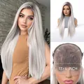 Détail du bonnet de perruque lace 13x6 et coiffure longue et lisse blond platine - Or