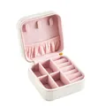 Compacte witte draagbare juwelendoos met roze fluwelen voering voor ringen en kettingen. - Broken Wit