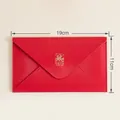 Sobre de cuero PU rojo de calidad con logo dorado, dimensiones de 19cm x 11cm para regalos - Estilo Magnético