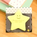 Süße gelbe Haftnotizen in Sternform mit Smiley und dekorativem englischem Text für Büro - Pentagramm