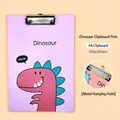 Rosa A4 Cartoon Dinosaurier Holz-Klemmbrett 220x320mm für Schule und Büroalltag - Dinosaurier Klemmbrett / A4 / Rosa