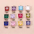 Colección de 12 colgantes cuadrados de piedras de nacimiento para proyectos de joyería DIY. - Enero Rojo Granate (Circonia) / 6x6mm / Color acero