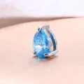 Elegante colgante de circonita azul claro en forma de pera engastado en acero titanio - Piedra de Nacimiento de Marzo (Aguamarina) / Colgante 6x8mm / Color acero