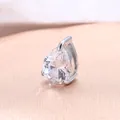 Elegante colgante de circonita transparente en forma de pera en acero de titanio - Piedra de Nacimiento de Abril (Circón Claro) / Colgante 6x8mm / Color acero