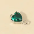 Colgante conector de circón verde en forma de corazón con aros de acero plateado - Engaste Color Acero / Verde Esmeralda