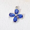 DIY four-leaf clover pendant featuring blue pear-shaped zircons in silver stainless steel - Sapphire Blue Zirconia / Silver