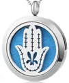Collar difusore de aromaterapia Mano de Hamsa en acero inoxidable con fieltro azul - Mano de Hamsa / Colgante + 10 Almohadillas de Algodón