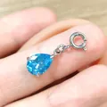 Colgante de circonita cúbica azul en forma de gota con cierre de resorte para joyería DIY - Circonita Azul Mar / Pera / Color acero