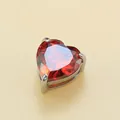 Colgante de circón rojo en forma de corazón con base de acero titanio para joyería - Circonia Rojo Granate de Enero