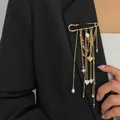 Eleganter goldener Quasten-Sicherheitsnadel-Brosche mit Herz- und Sternanhängern - Heart Tassel Style (0379) / Gold