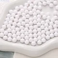 Perles rondes en acrylique blanc plein sans trou pour la fabrication de bijoux DIY - Blanc