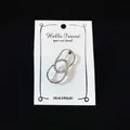Funkelnde silberne Strass-Brosche mit ineinandergreifenden Schlaufen zur Taillenverstellung - Silber Doppelter Verschachtelter Ringstil / Silber (f-9)