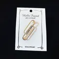 Eleganter goldener Sicherheitsnadel-Broche mit Strasssteinen zur Taillenanpassung - Gold Sicherheitsnadel Strass Stil / 1 Stück / Gold (f-12)