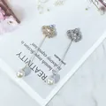 Elegantes Detail von Kronen-Anstecknadeln in Gold und Silber mit Strass und Perlen - Hohle Krone (Y1-11)