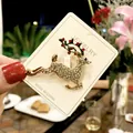 Festliche goldene Rentier-Brosche mit Strasssteinen und bunten Emaille-Details - Voller Strass Rentier (A5-7)