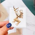 Festliche goldene Rentier-Brosche aus Legierung mit Perlen und funkelnden Kristallakzenten - Mit Kunstperlen Verzierter Elch (A5-77) / Gold Kombination