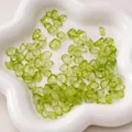Perles en verre vert clair imitation péridot irrégulières pour création de bijoux - 20 Pcs/Pack / Grand Vert Olive