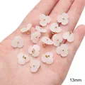 Cuentas de vidrio con forma de flor rosa de 13 mm para joyería DIY y accesorios de ropa - Flor de Tres Pétalos (13mm) / Paquete de 5 / Blanco