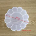 Blumenförmige Kunststoff-Organizer-Box für Schmuckherstellung, 15 cm Durchmesser. - Runde Pflaumenblüten-Box / 13 Fächer
