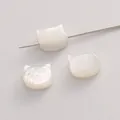 Perles en nacre naturelle en forme de chat pour la création de bijoux artisanaux - Tête de Chat / 6x7mm (Trou Horizontal), 1 Pièce/Paquet / Blanc