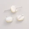 Trois perles de nacre naturelle en forme de chat blanc pour la création de bijoux DIY - Tête de Chat / 8x10mm (Trou Vertical), 1 Pièce/Paquet / Blanc