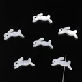 Mignonnes perles de lapin en nacre blanche naturelle pour créer des bijoux DIY - Lapin / 7x15mm, 1 Pièce/Paquet / Blanc