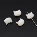Perles de tête de chat en coquille naturelle blanche pour la création de bijoux - Tête de Chat / 9x10mm, 1 Pièce/Paquet / Blanc