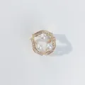 Eleganter goldener Dreiring-Seidenschal-Clip mit Strasssteinen und drei weißen Perlen - LI-5 Gold Dreiring Perle & Strass
