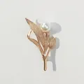Vintage Brosche aus Goldlegierung in Blumenform mit Perle, eleganter Kleidungsschmuck - Retro-Blattstil (A1-52) / Gold