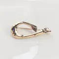 Minimalistische vergoldete geometrische hohle Kurvenbrosche mit glänzendem Finish - Typ n-5 / Gold