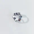 Minimalistische silberne Dreiring-Schalschnalle mit einer eleganten, hochglanzpolierten Oberfläche - LI-15 Silber Minimalist Dreiring